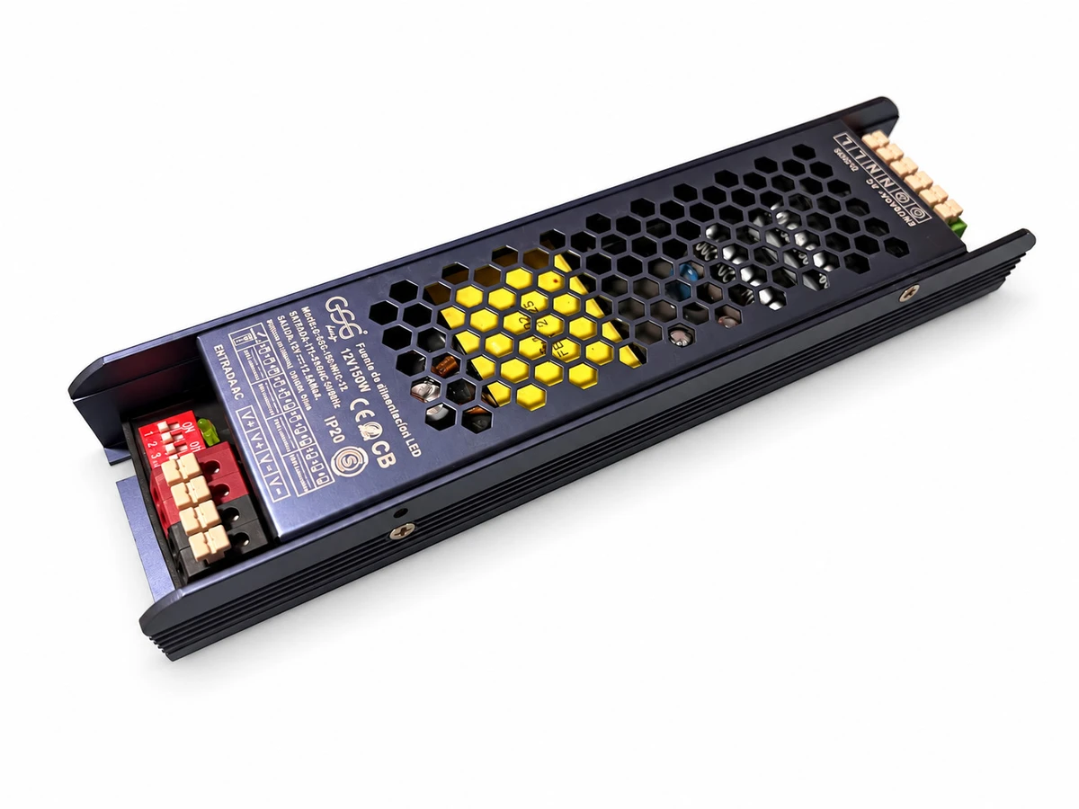 Fuente Slim 150W