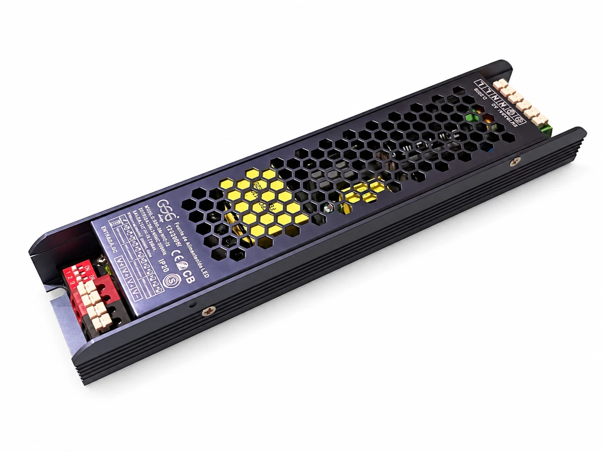 Fuente Slim 200W